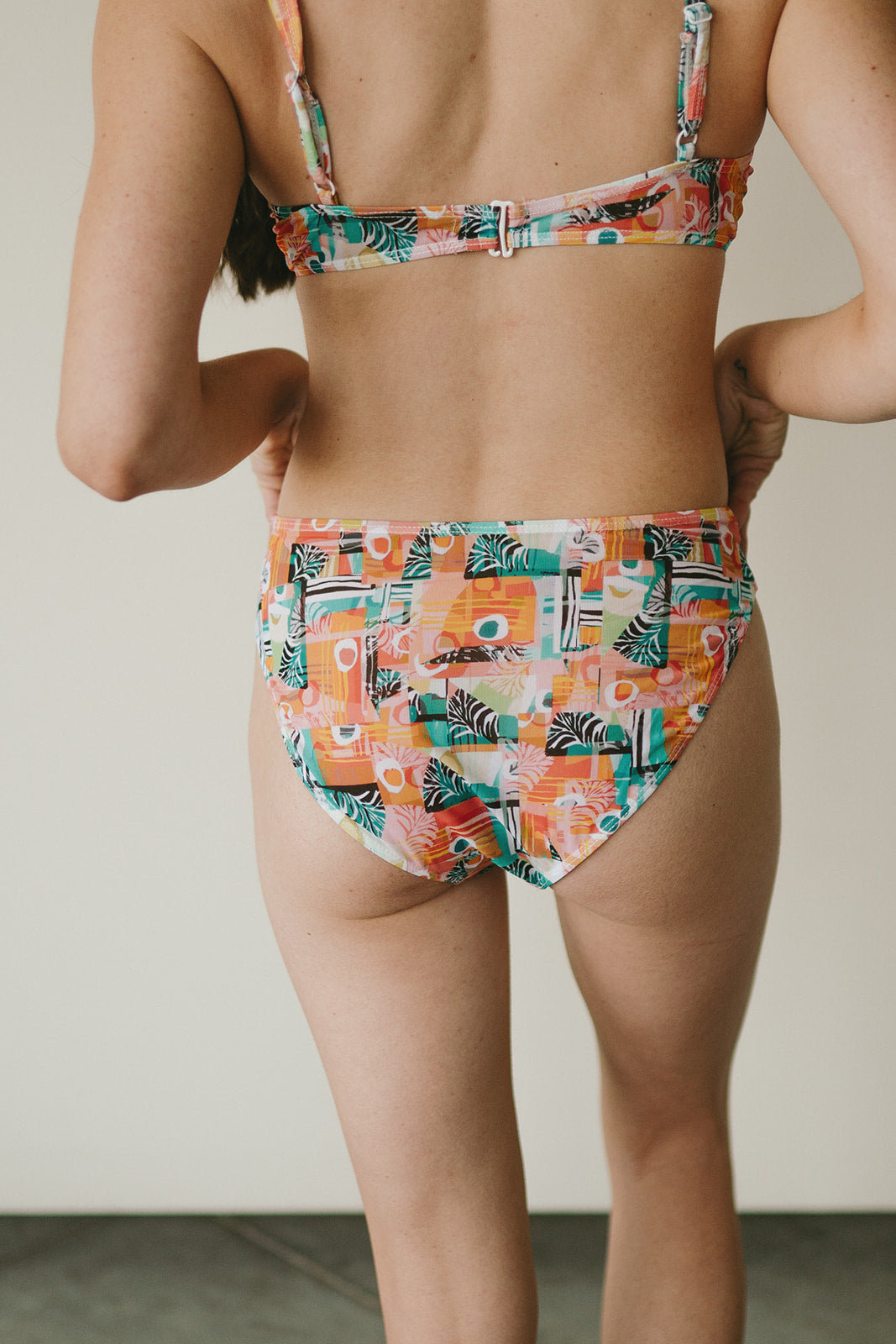 Grayton Scoop Bottom | Tropical